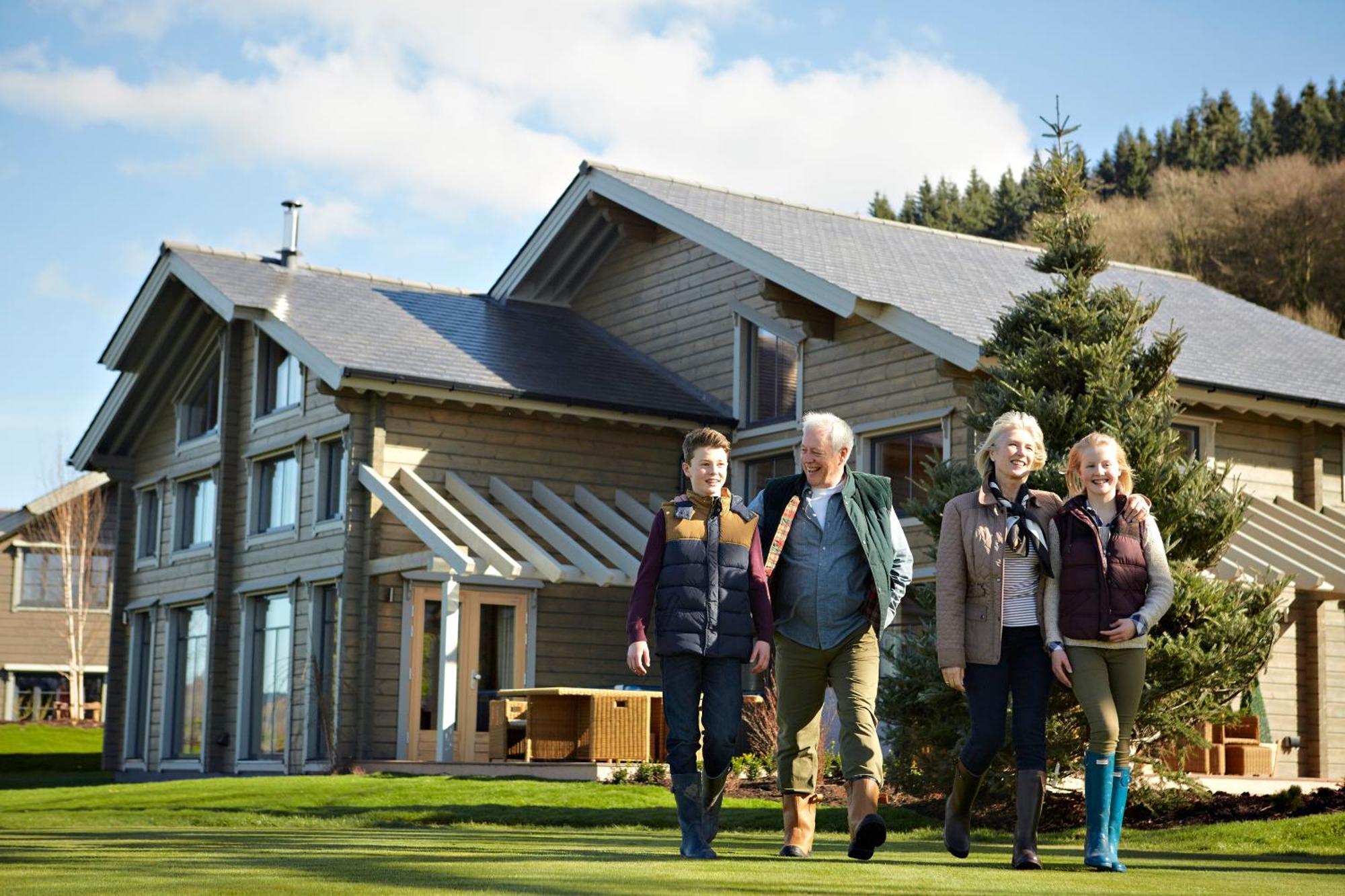 Hunter Lodges By Celtic Manor Newport  Exterior photo