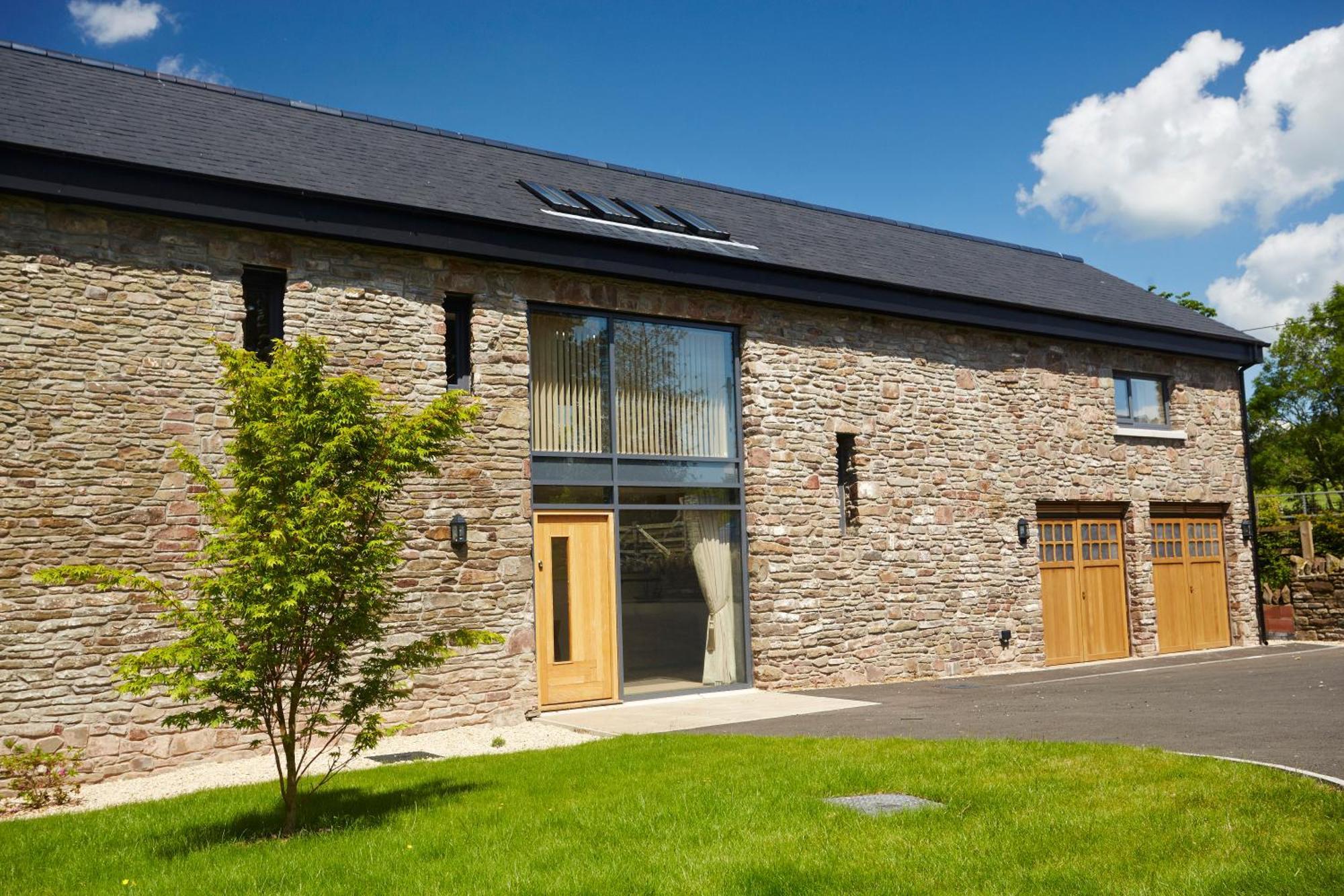 Hunter Lodges By Celtic Manor Newport  Exterior photo